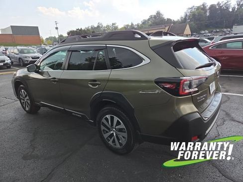 Used 2024 Subaru Outback Premium AWD/4WD image 5