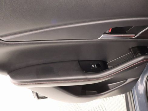 Used 2025 MAZDA CX-30 AWD 2.5 S w/ Preferred Package image 17