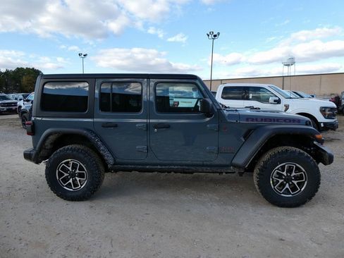 New 2026 Jeep Wrangler Unlimited Rubicon AWD/4WD image 3