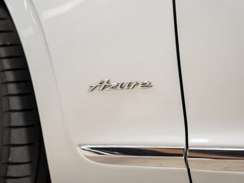 Used 2023 Bentley Flying Spur Azure image 21