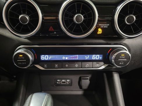 Used 2021 Nissan Sentra SV image 17