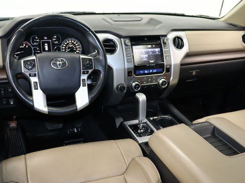 Used 2019 Toyota Tundra Limited w/ Limited Premium Package AWD/4WD image 28