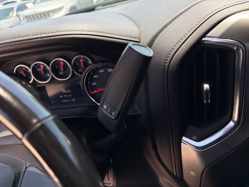 Certified 2019 Chevrolet Silverado 1500 LTZ w/ LTZ Texas Edition AWD/4WD image 36