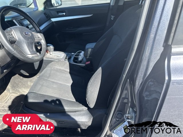 Used 2013 Subaru Outback 2.5i Premium AWD/4WD image 5