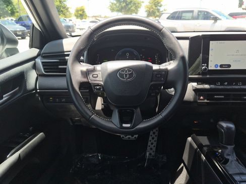 Certified 2025 Toyota Camry SE w/ Convenience Package AWD/4WD image 13