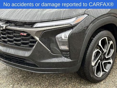 Certified 2024 Chevrolet Trax RS w/ Driver Confidence Package image 10