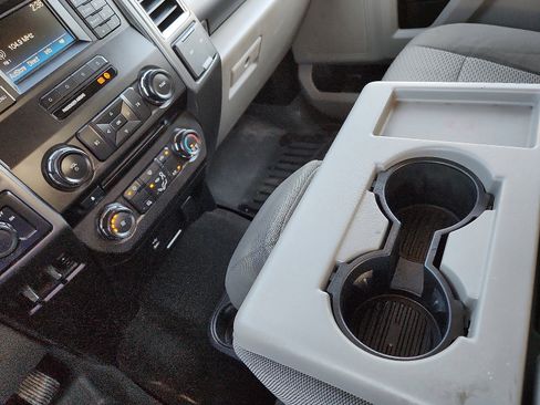 Used 2017 Ford F250 XLT w/ XLT Value Package image 20