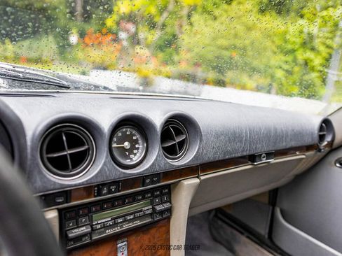 Used 1989 Mercedes-Benz 560 SL image 31