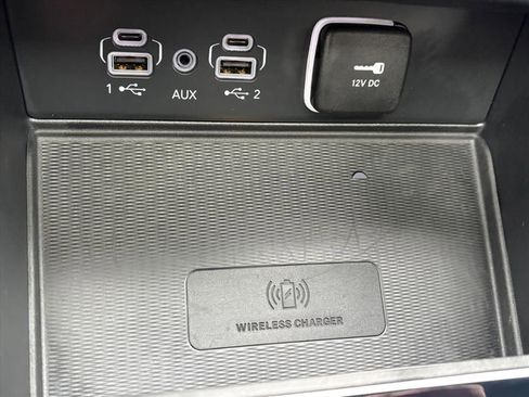 Used 2025 Jeep Grand Cherokee Altitude w/ Trailer Tow Package image 15