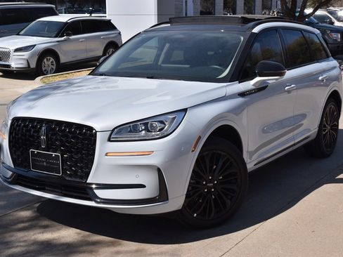 New 2026 Lincoln Corsair Reserve w/ Jet Appearance Package image 12