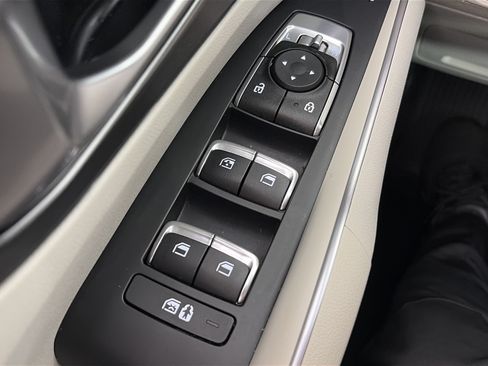 Used 2023 Kia Sorento EX AWD/4WD image 37