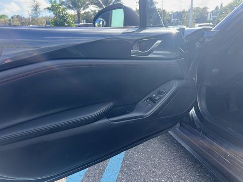 Used 2016 MAZDA MX-5 Miata Club image 23