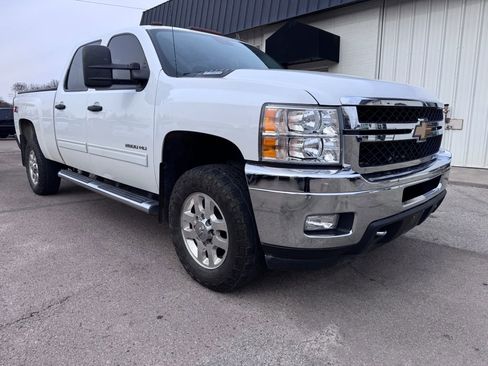 Used 2013 Chevrolet Silverado 2500 LT w/ Interior Plus Package image 2