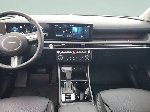 Certified 2025 Hyundai Tucson SEL image 2