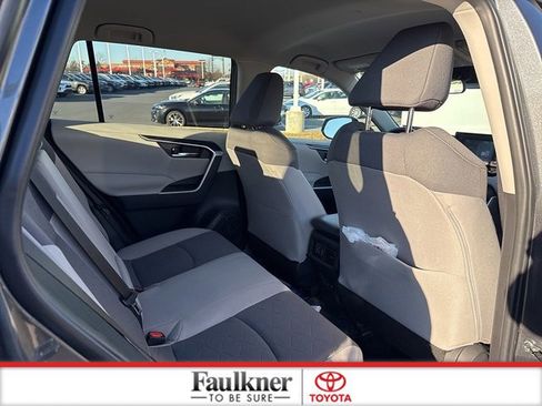 Certified 2022 Toyota RAV4 XLE image 11