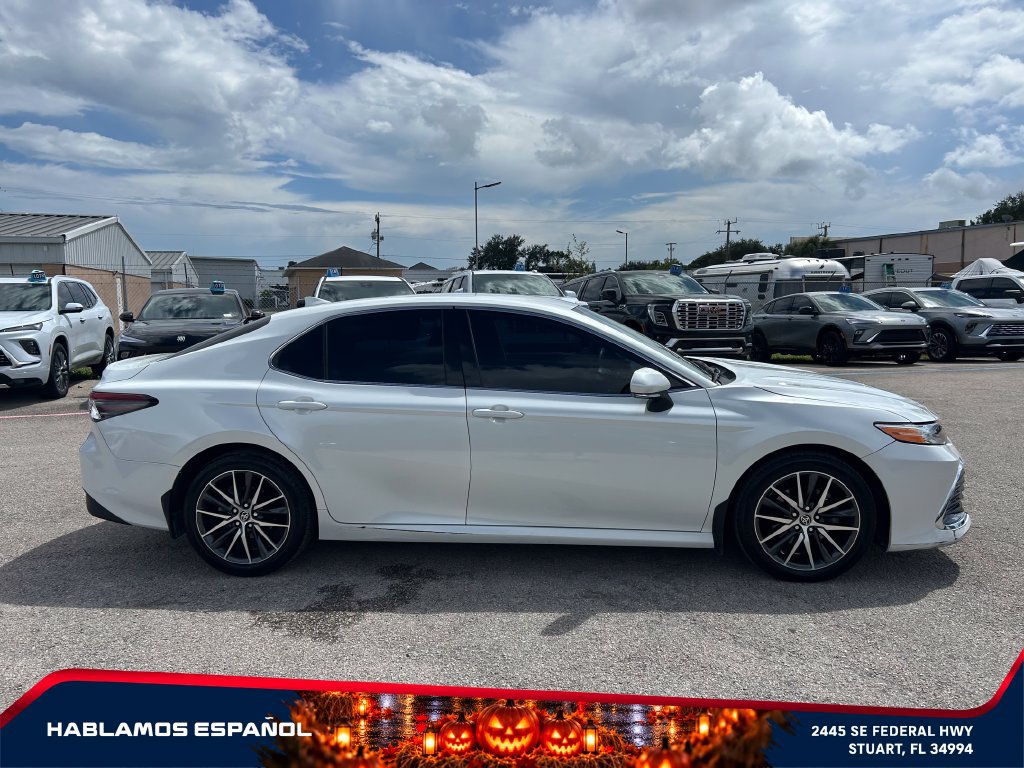 Used 2023 Toyota Camry XLE FWD image 8