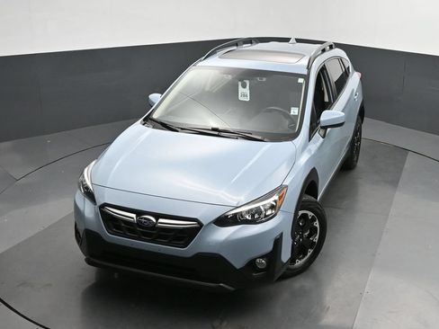Used 2022 Subaru Crosstrek 2.0i Premium w/ Moonroof Package AWD/4WD image 41