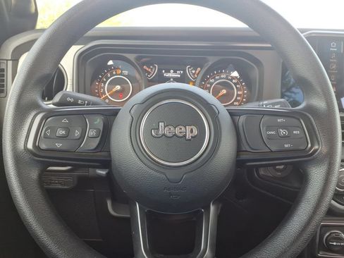 Used 2026 Jeep Gladiator Sport AWD/4WD image 30