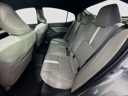 Used 2026 Toyota Camry SE image 17