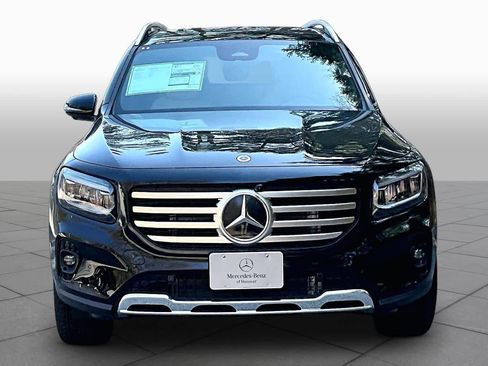 New 2026 Mercedes-Benz GLB 250 4MATIC image 3