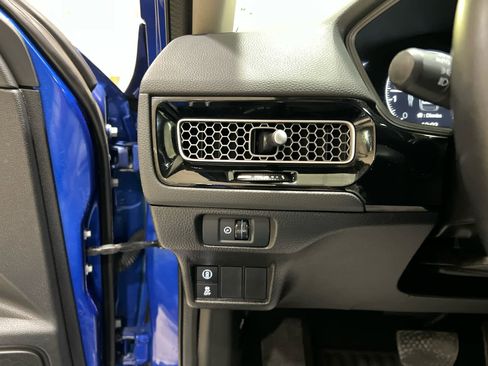 Certified 2023 Honda Civic EX image 22