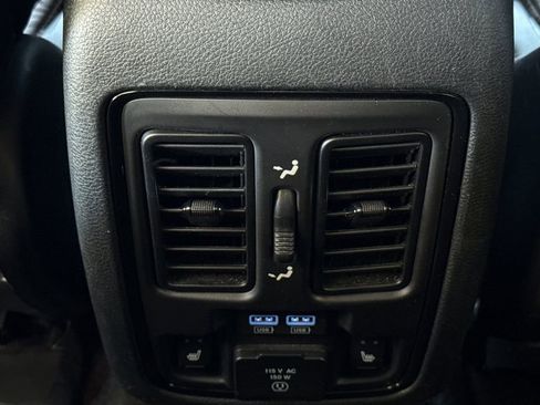 Used 2024 Dodge Durango GT image 20