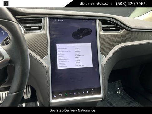 Used 2012 Tesla Model S Signature Performance image 31