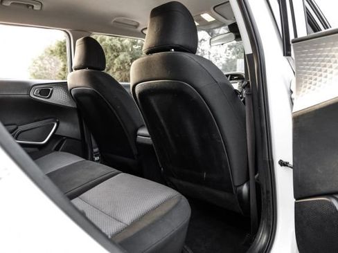 Used 2022 Kia Soul LX w/ Technology Package image 31