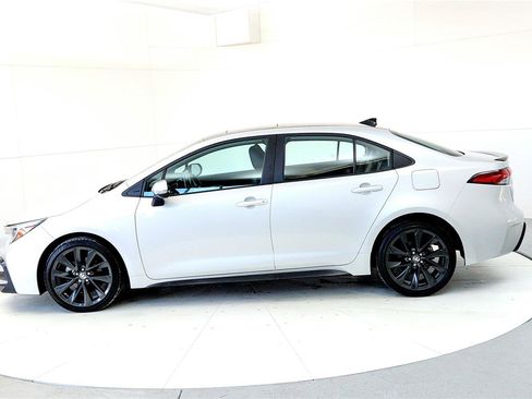 Certified 2024 Toyota Corolla XSE image 3
