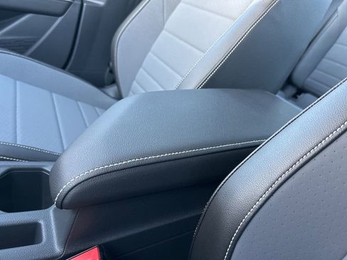 New 2026 Volkswagen Jetta SE image 32