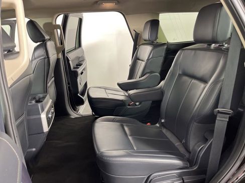 Used 2024 Ford Expedition XLT image 44