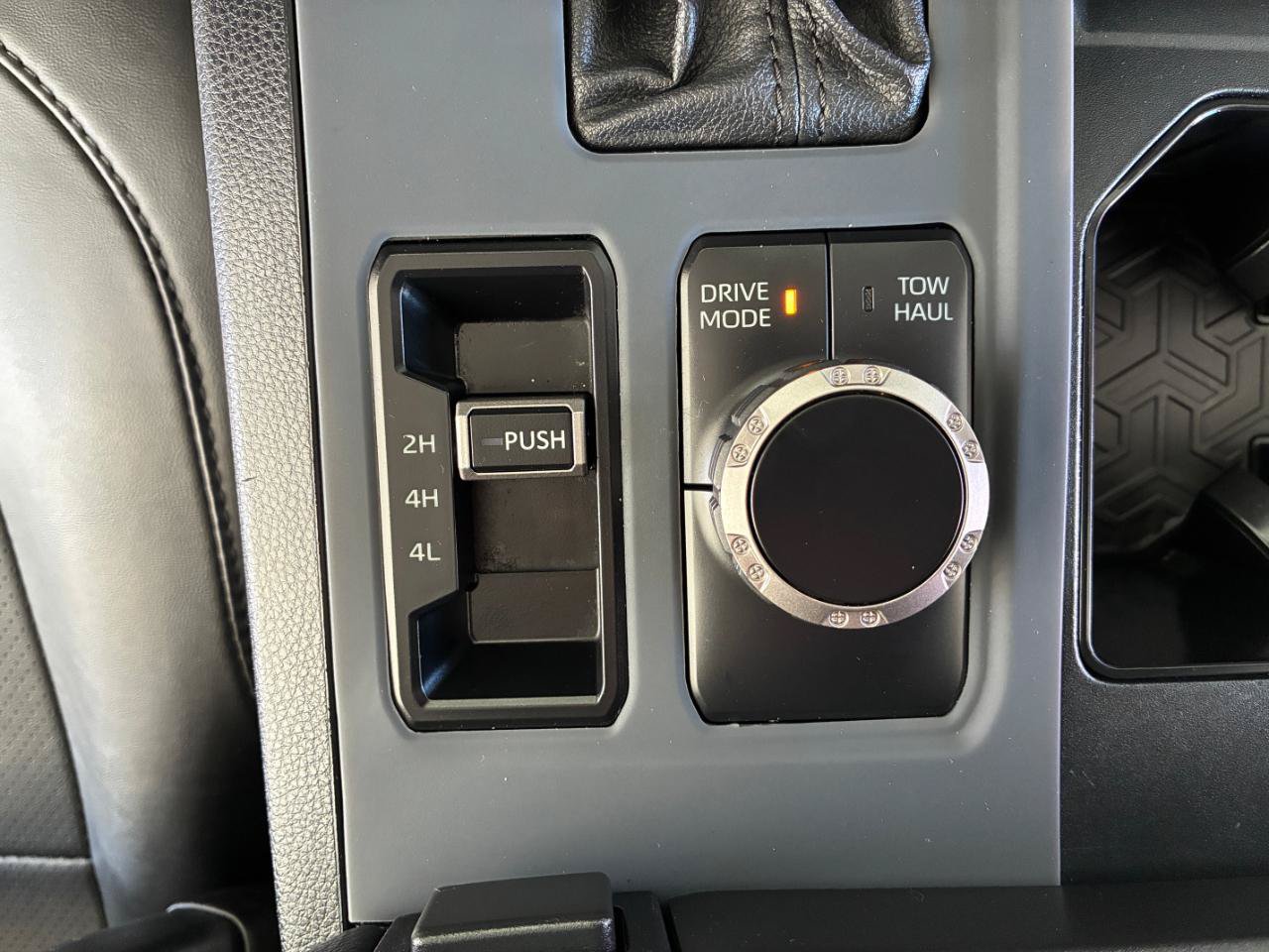 Used 2022 Toyota Tundra SR5 AWD/4WD image 27