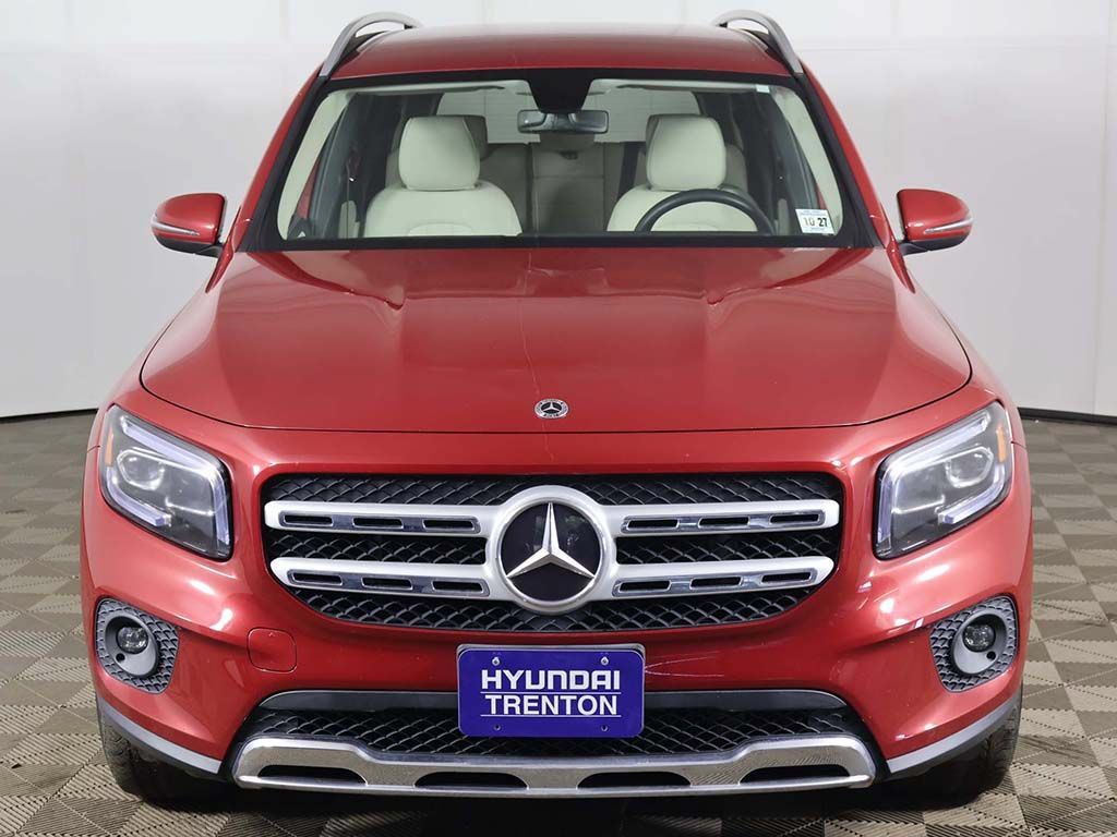 Used 2022 Mercedes-Benz GLB 250 4MATIC image 9