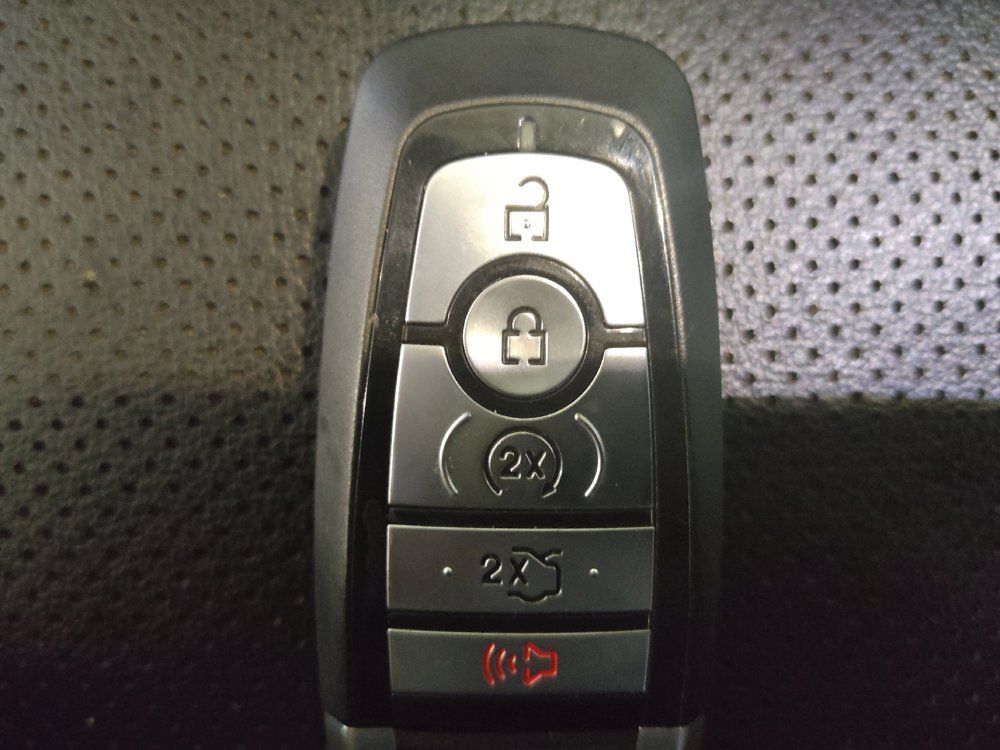 Used 2020 Ford Escape SEL FWD image 32