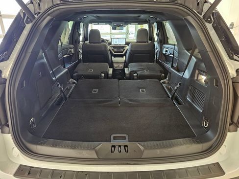 New 2026 Ford Explorer ST w/ Sun And Sound Package AWD/4WD image 36