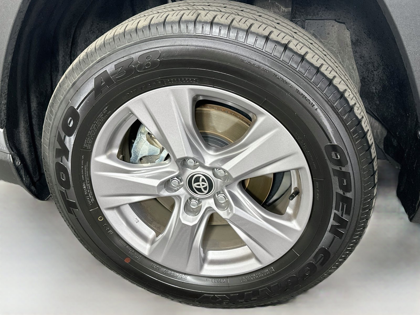 Certified 2025 Toyota RAV4 XLE AWD/4WD image 30