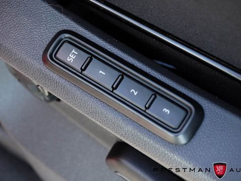 Used 2022 Volkswagen Atlas SEL Premium image 28