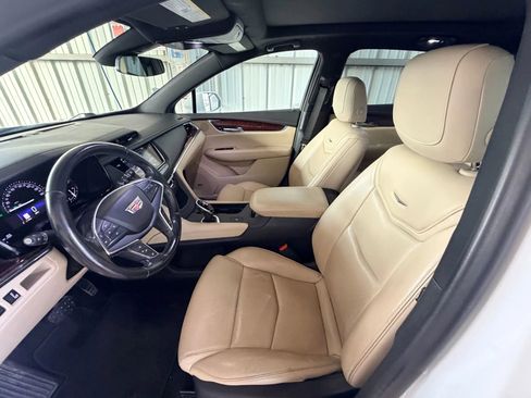 Used 2019 Cadillac XT5 Luxury image 21