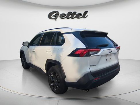 Certified 2023 Toyota RAV4 XLE Premium AWD/4WD image 7