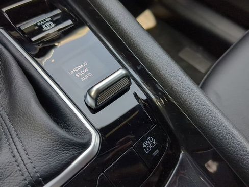 New 2025 Jeep Compass Latitude w/ Convenience Group image 18