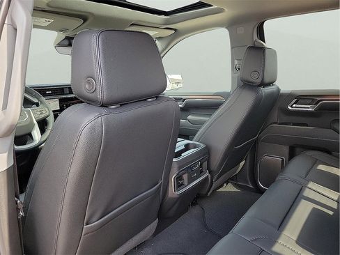 New 2026 GMC Sierra 1500 Denali w/ Denali Reserve Package image 12