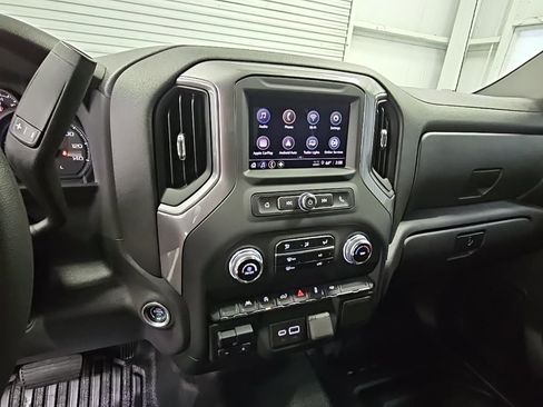 Used 2024 GMC Sierra 1500 Pro w/ Pro Value Package image 11