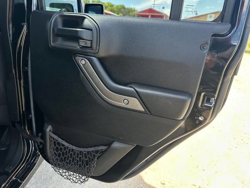 Used 2015 Jeep Wrangler Unlimited Sport w/ Quick Order Package 24S image 18