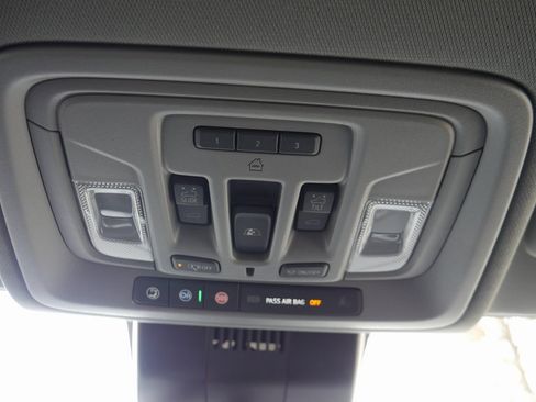 New 2026 Chevrolet Silverado 1500 LTZ w/ Technology Package image 23