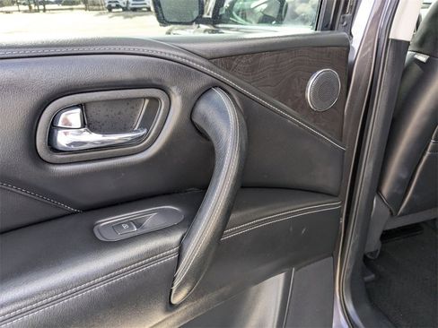 Used 2024 INFINITI QX80 Luxe image 26