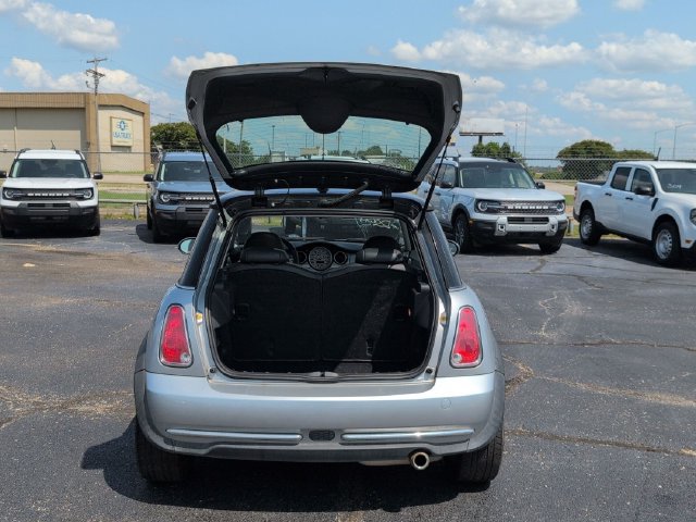 Used 2005 MINI Cooper Hardtop FWD image 7