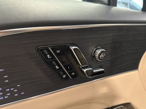 New 2024 Cadillac Lyriq Sport w/ Nappa Leather Package image 10