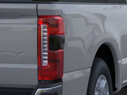 New 2026 Ford F350 XLT w/ 360-Degree Camera Package image 43