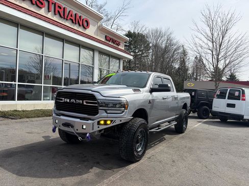 Used 2020 RAM 2500 Big Horn w/ Level 1 Equipment Group image 2