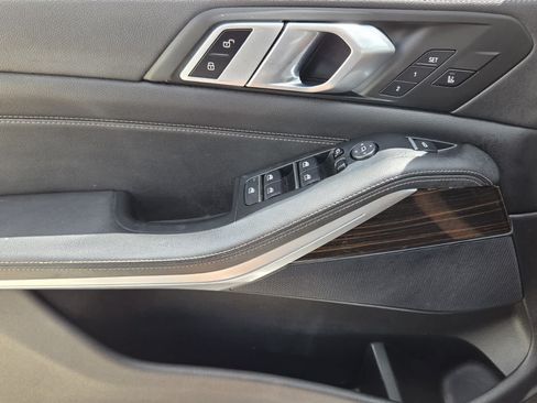 Used 2020 BMW X5 sDrive40i w/ Premium Package RWD image 32